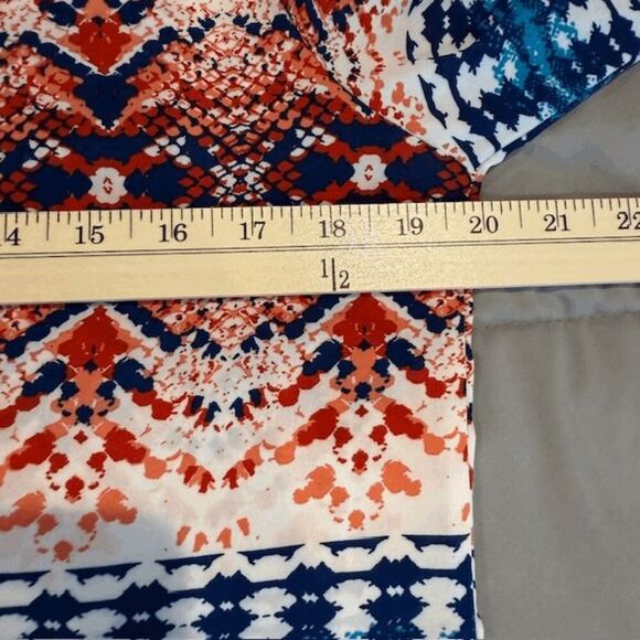 Renee C Boho Aztec Printed Multicolor Tunic Blouse Blue Piping Flowy Size Medium - Picture 5 of 9